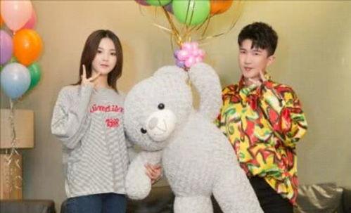 娱乐718快乐你我他吃瓜